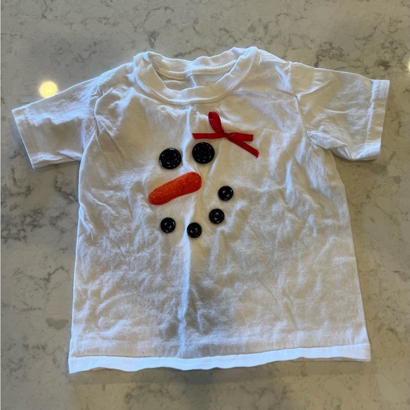Festive Kids Pajama Set - Snowman and Ladybug Designs - Picture 4 of 6